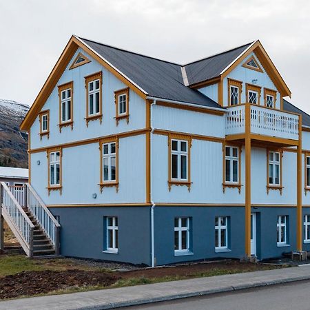 Undiraldan - Steinholt, Old Music School Seythisfjorthur Exterior foto
